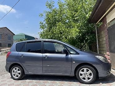 corolla: Toyota Corolla Verso: 2002 г., 1.6 л, Механика, Бензин, Минивэн — 3