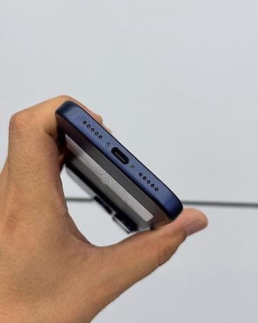 nokia e50: IPhone 17 Pro, Б/у, 256 ГБ, Blue Titanium, Защитное стекло, Чехол, В рассрочку, 95 % — 4