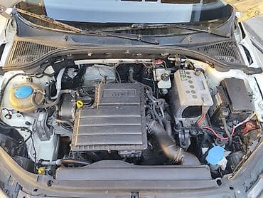 оптика е39: Skoda Octavia: 2016 г., 1.6 л, Автомат, Бензин, Лифтбек — 1