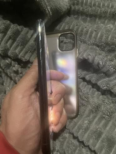 power bank apple: IPhone 11 Pro Max, Б/у, 64 ГБ, Space Gray, Чехол, 76 % — 4