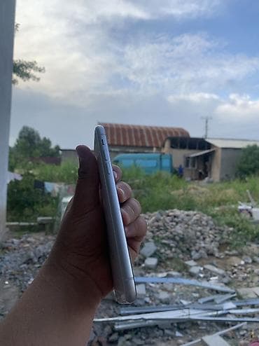 iphone x xs: IPhone Xr, Б/у, 128 ГБ, Белый, Чехол — 5