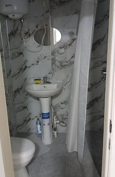 долгосрочный квартира кызыл аскер этажка: 1 комната, Агентство недвижимости, Без подселения, С мебелью частично — 2