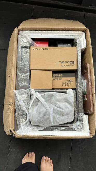 раковина с тумбой в бишкеке: Продается новая мойка! Цена:15000 сом! Качество 100 из 100 Метал — 3