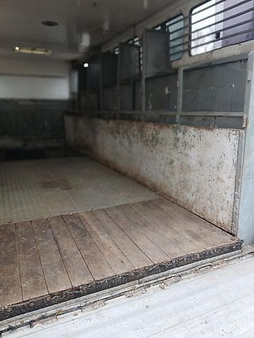 mers 3 2: Грузовик, Mercedes-Benz, Б/у — 10