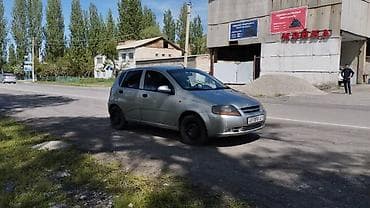 Chevrolet Kalos: 2003 г., 1.1 л, Механика, Бензин, Хэтчбэк