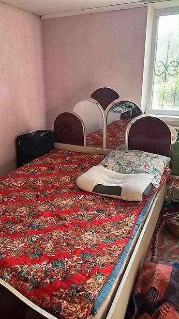 Спальный гарнитур в классическом стиле Состав: - Кровать односпальная at lalafo.kg Спальный гарнитур в классическом стиле Состав: - Кровать односпальная