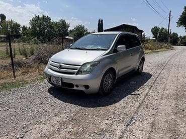 Toyota Ist: 2003 г., 1.3 л, Автомат, Бензин, Хэтчбэк — 1