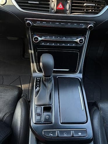 haima 3: Hyundai Grandeur: 2018 г., 3 л, Автомат, Газ, Седан — 9