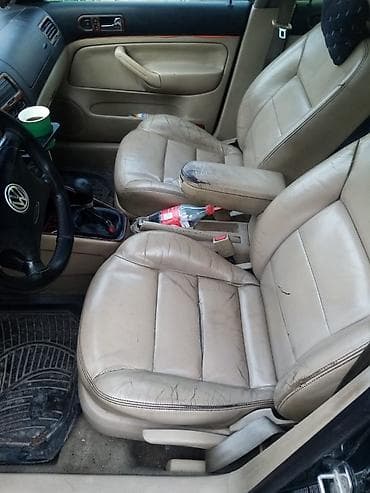 Транспорт: Volkswagen Bora: 1994 г., Механика, Бензин, Седан — 8