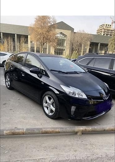 fit 2016: Toyota Prius: 2013 г., Автомат, Гибрид, Хэтчбэк — 2