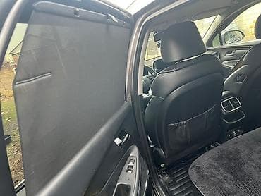 Транспорт: Автомобиль — кроссовер с автоматической коробкой передач и богатым — 8
