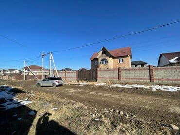 квартира в частном доме каракол: Продаётся 2-этажный недостроенный кирпичный дом на угловом участке, г — 6