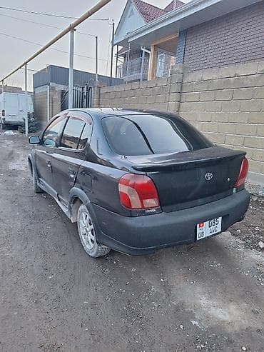 Toyota Echo: 2000 г., 1.5 л, Автомат, Бензин, Седан — 2