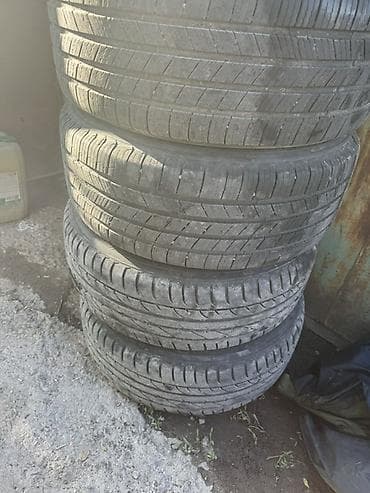 Комплект летних шин R17 — 4 штуки. - Размер: 225/55 R17 (указано на