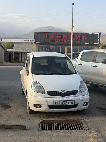 на прадо 95: Toyota Funcargo: 2003 г., 1.5 л, Автомат, Бензин, Минивэн — 1