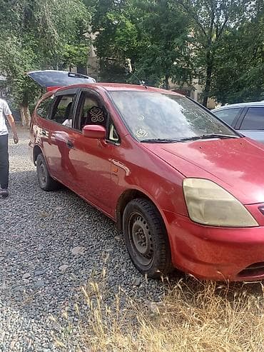 pod: Honda Stream: 2003 г., 1.7 л, Механика, Бензин, Универсал — 3