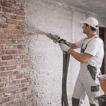 отделочные работы в бишкеке: Механизированная штукатурка стен под маяки - Выполняем машинную — 1