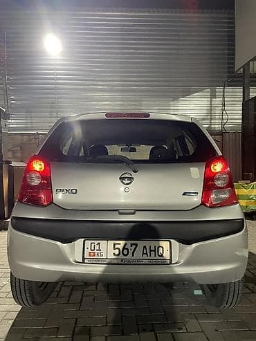 9: Nissan Pixo: 2009 г., 0.9 л, Механика, Бензин, Хэтчбэк — 2
