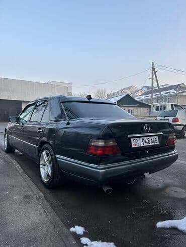 ешка 403: Mercedes-Benz E-Class: 1994 г., 2 л, Механика, Бензин, Седан — 9