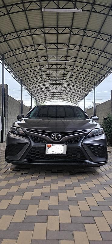 Toyota Camry: 2022 г., 2.5 л, Автомат, Бензин, Седан — 1