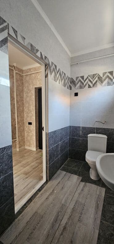 дома и участки в бишкеке: Полдома, 49 м², 3 комнаты, Собственник, Косметический ремонт — 12