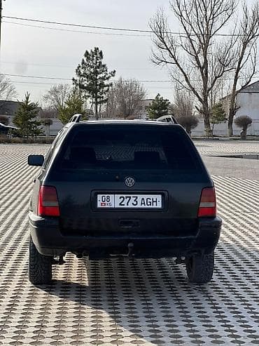 lexus 350h: Volkswagen Golf: 1994 г., 1.8 л, Механика, Бензин, Универсал — 6