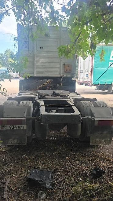 neta ls: Тягач, Renault, 2002 г., Без прицепа — 4