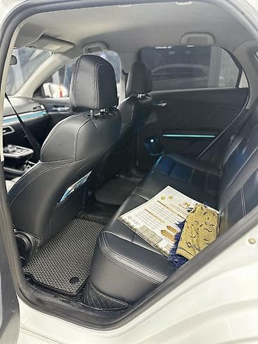 5s fe: BYD E2: 2019 г., 0.1 л, Электромобиль, Кроссовер — 6