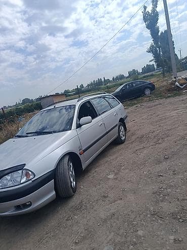Toyota Avensis: 2001 г., 2 л, Кол менен иштөөчү, Дизель, Универсал — 3