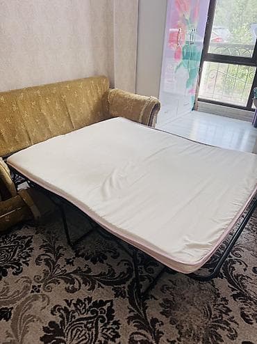 Прямые диваны: Прямой диван, Б/у — 6