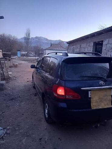 Транспорт: Toyota Corona: 2002 г., 7 л, Кол менен иштөөчү, Дизель — 1