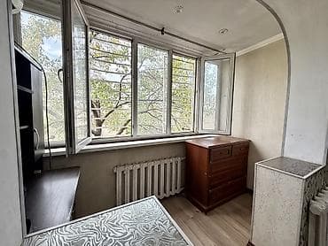 про маркет: 3 комнаты, 63 м², Дордой Плаза ТРЦ 104 серия, 3 этаж, Косметический ремонт — 5