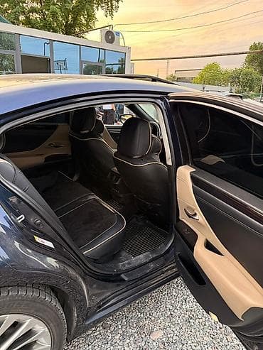 Lexus ES: 2019 г., 2.5 л, Автомат, Гибрид, Седан — 7