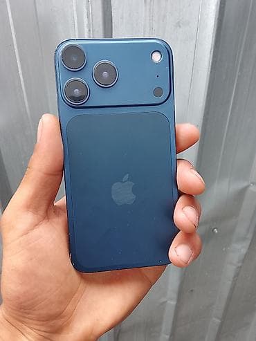 ipod classic: IPhone 17 Pro, Б/у, Синий — 3