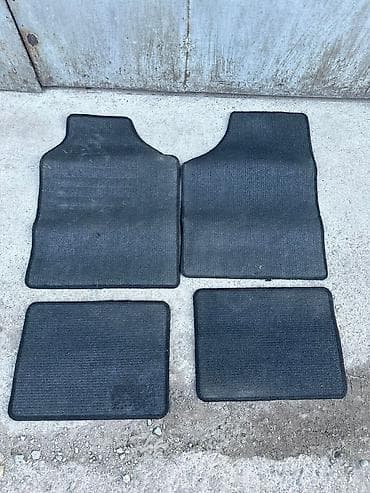 свечи чёрные: Продаю на Тойота РАВ4, II поколение, 5 г. вып. родные полики в салон — 6