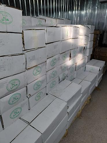 Готовые блюда, кулинария: Продаем куриное мясо оптом. Имеются в большом — 3