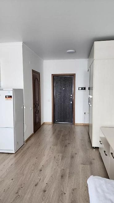 Кыймылсыз мүлк: Ысык-Көлдө ижарага батир, Радуга West, Кош-Көл, 3 орун, Баасы Бүтүндөй турак үй үчүн — 3