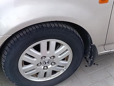 мицубиси спэйс стар: Honda Stream: 2001 г., Автомат, Бензин, Минивэн — 5