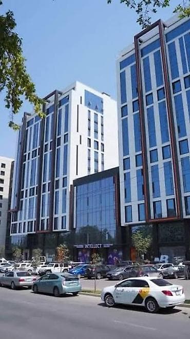 олд бишкек: Аренда офисов, 65 м², В бизнес центре, С отдельным входом, С юридическим адресом — 1