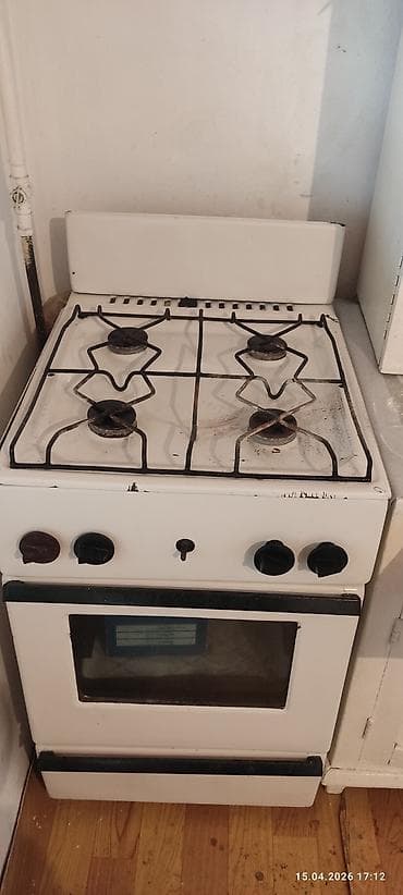 кухонные плиты бу: Газовая плита белая. Основные характеристики: - 4 газовые конфорки — 2