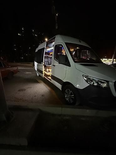 хай лимузин: Премиальный микроавтобус Mercedes‑Benz (VIP-салон) - Просторный салон — 4