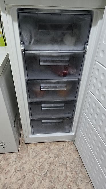 Техника и электроника: Морозильник, Б/у — 1