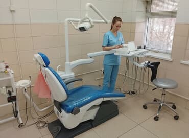 Кислородные подушки: Стоматологическая установка почти новая с комплектом оборудования для — 2