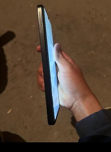 realme pro: Realme 10, цвет - Черный — 4