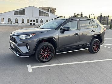 авто в такси: Toyota RAV4: 2021 г., 2.5 л, Гибрид, Кроссовер — 1