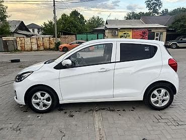 fit 2020: Chevrolet Spark: 2021 г., 1 л, Автомат, Бензин, Хэтчбэк — 3