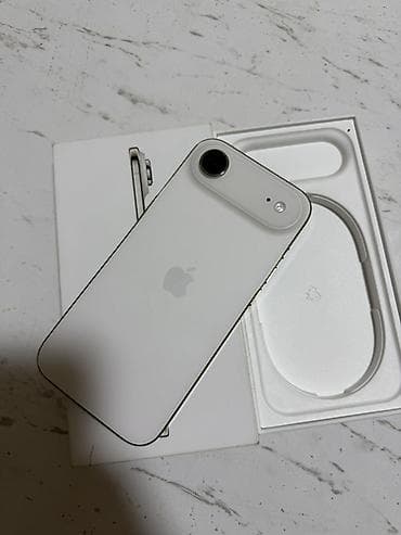 IPhone Air, Б/у, 256 ГБ, Белый, Коробка, 100 %