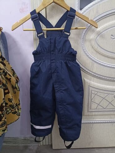 темно синие кюлоты: Джинсы и брюки, цвет - Синий — 1