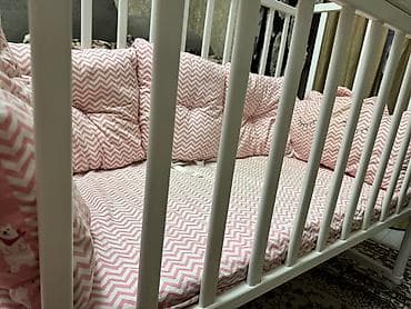 bed: Продаю детскую кровать с колесиками, очень удобная можно без усилий — 3