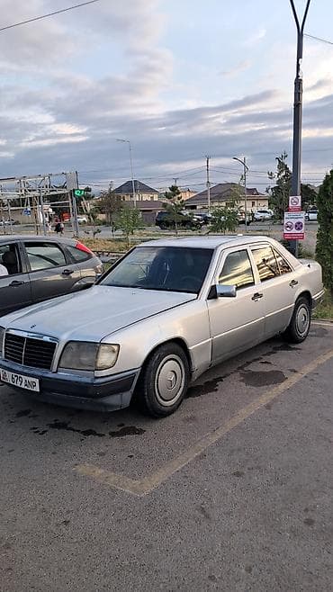Mercedes-Benz W124: 1989 г., Бензин, Седан — 2